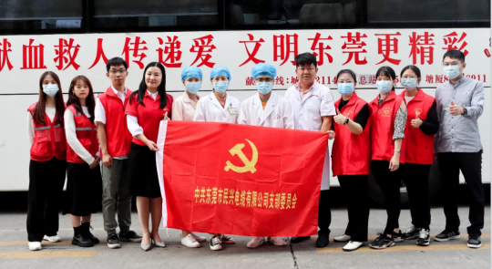 热血奉献，爱心永恒 | 冰球突破人踊跃参与无偿献血活动